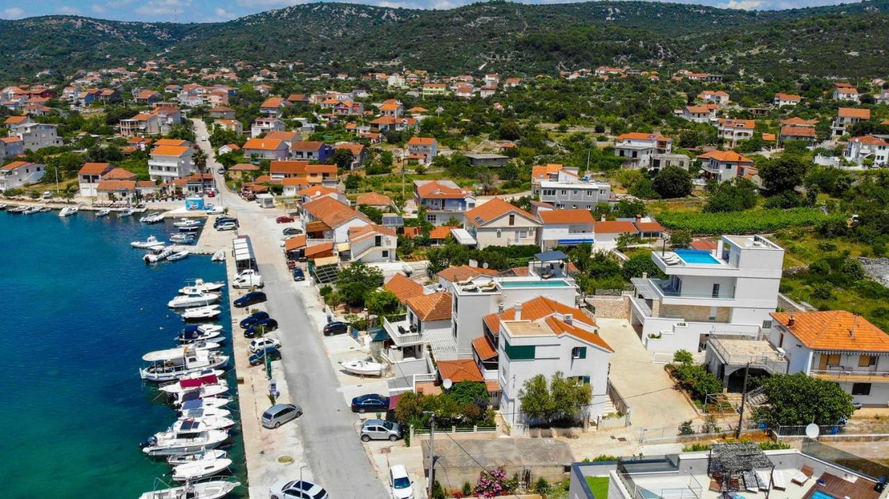 Villa Adastra Vinisce Luaran gambar